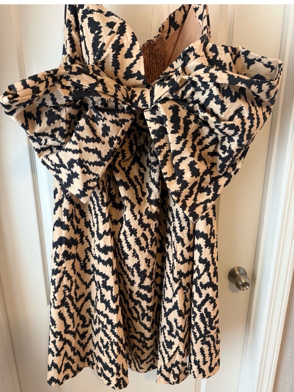 Eloquii Beige and Black Abstract Bow Dress